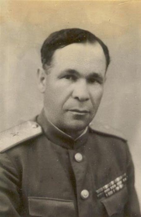 командир дивизии генера-майор Метальников П. И.