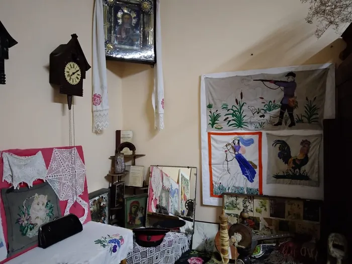 f75935d1-72c8-42ab-866c-f7f96a2913a2