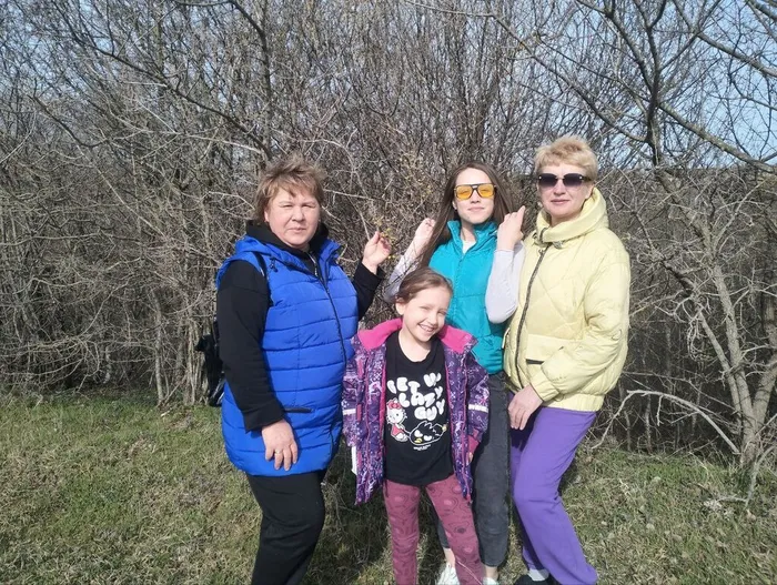 photo_5380023627682016313_y