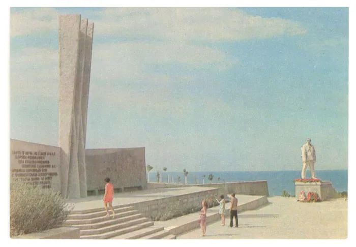 Открытка памятник Калинину 1.jpg