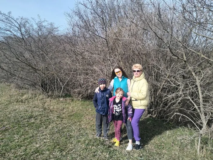 photo_5380023627682016316_y