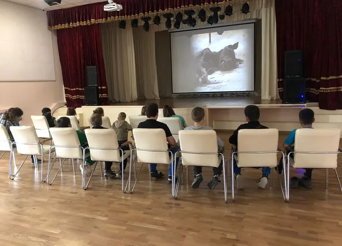 4eec06e0-b391-45b3-b100-8b4138713d1f