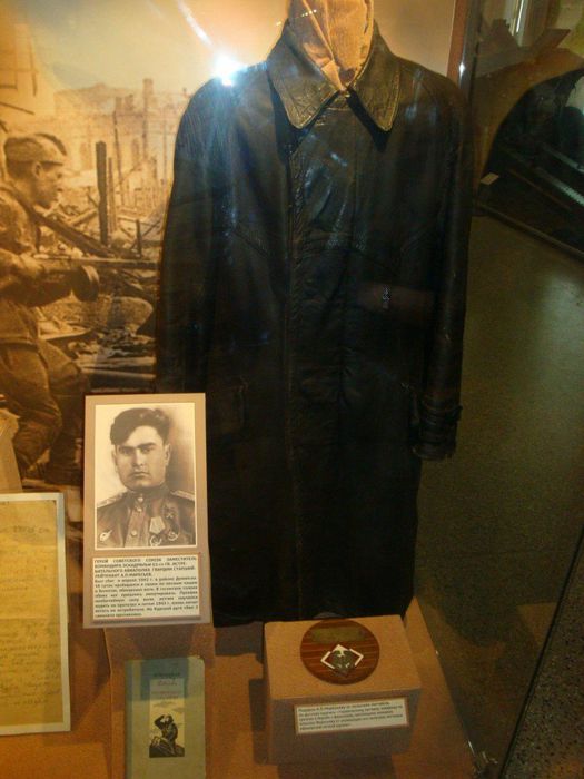 Кожаное пальто Маресьева А. П. в Центральном музее Вооружённых Сил в Москве