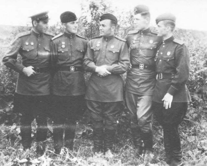 Командование 43 иап. Слева направо Н.С.Шустерман, С.А.Лебедев, А.А.Дорошенков, А.В.Кочетов, С.И.Маковский