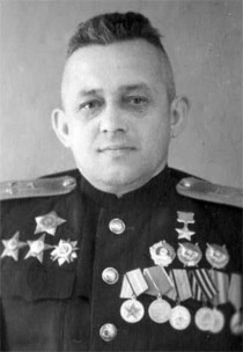 Николай Васильевич Старшинов