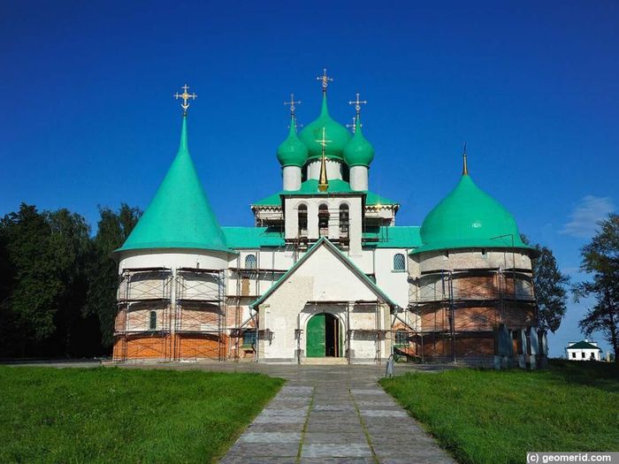 Храм Преподобного Сергия Радонежского на Красном Холме был построен в 1917 году