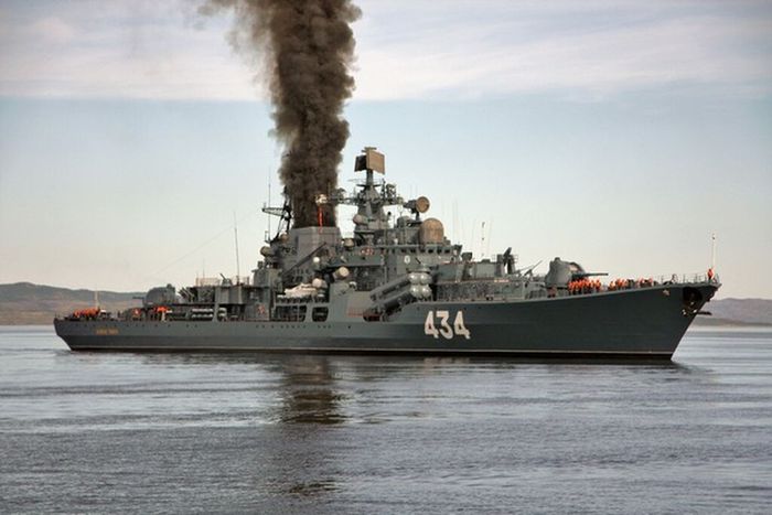 Адмирал Ушаков - эсминец проекта 956.