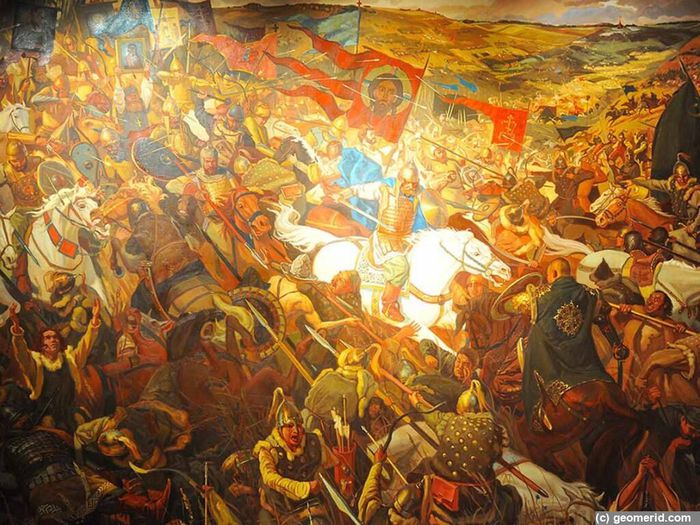 Картина Удар засадного полка по ордынскому войску в музее Куликовской битвы