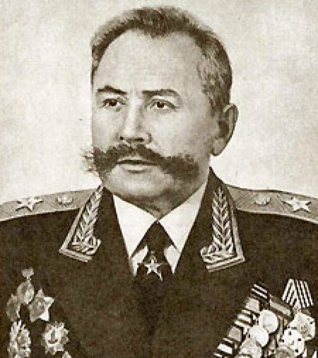 Генерал армии Сергей Матвеевич Штеменко, в 1942 г. –