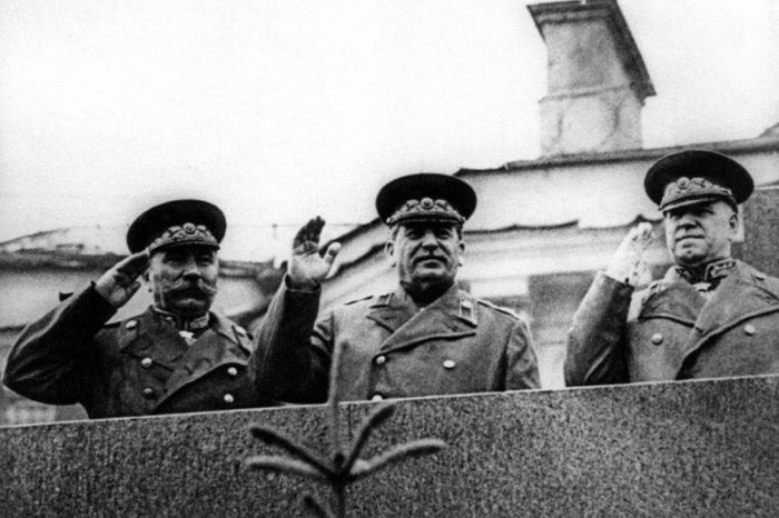 Сталин, Жуков, Буденный на трибуне Мавзолея