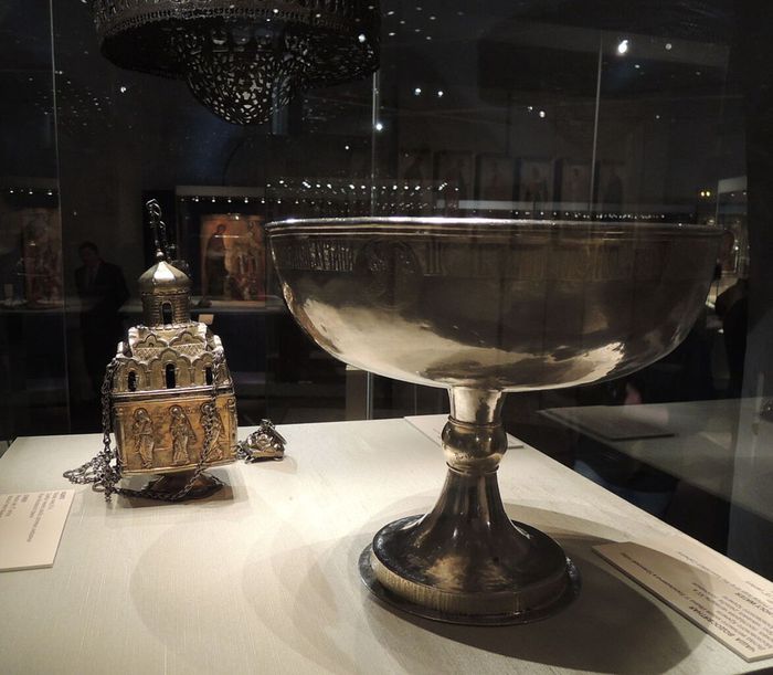 Чаша для святой воды. Вклад Ивана III в Успенский собор.jpg